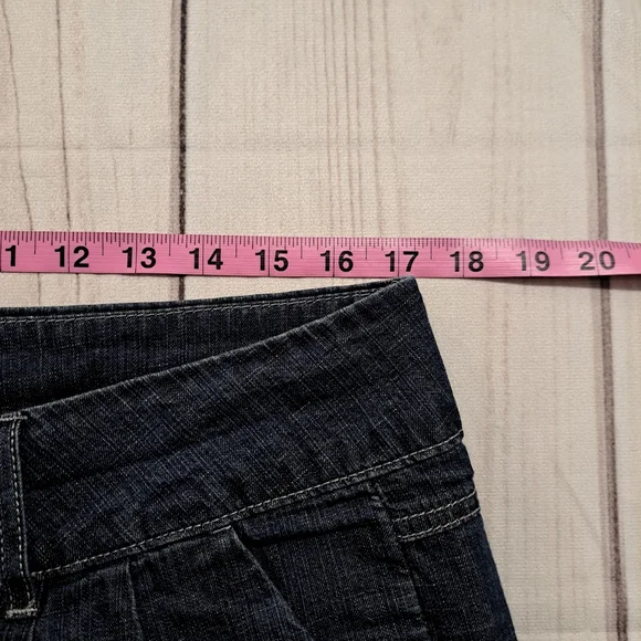 LEE One True Fit Lower On The Waist Shorts Size 12 M - Picture 3 of 10